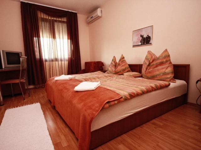 Vár-Park Panzió Sárvár